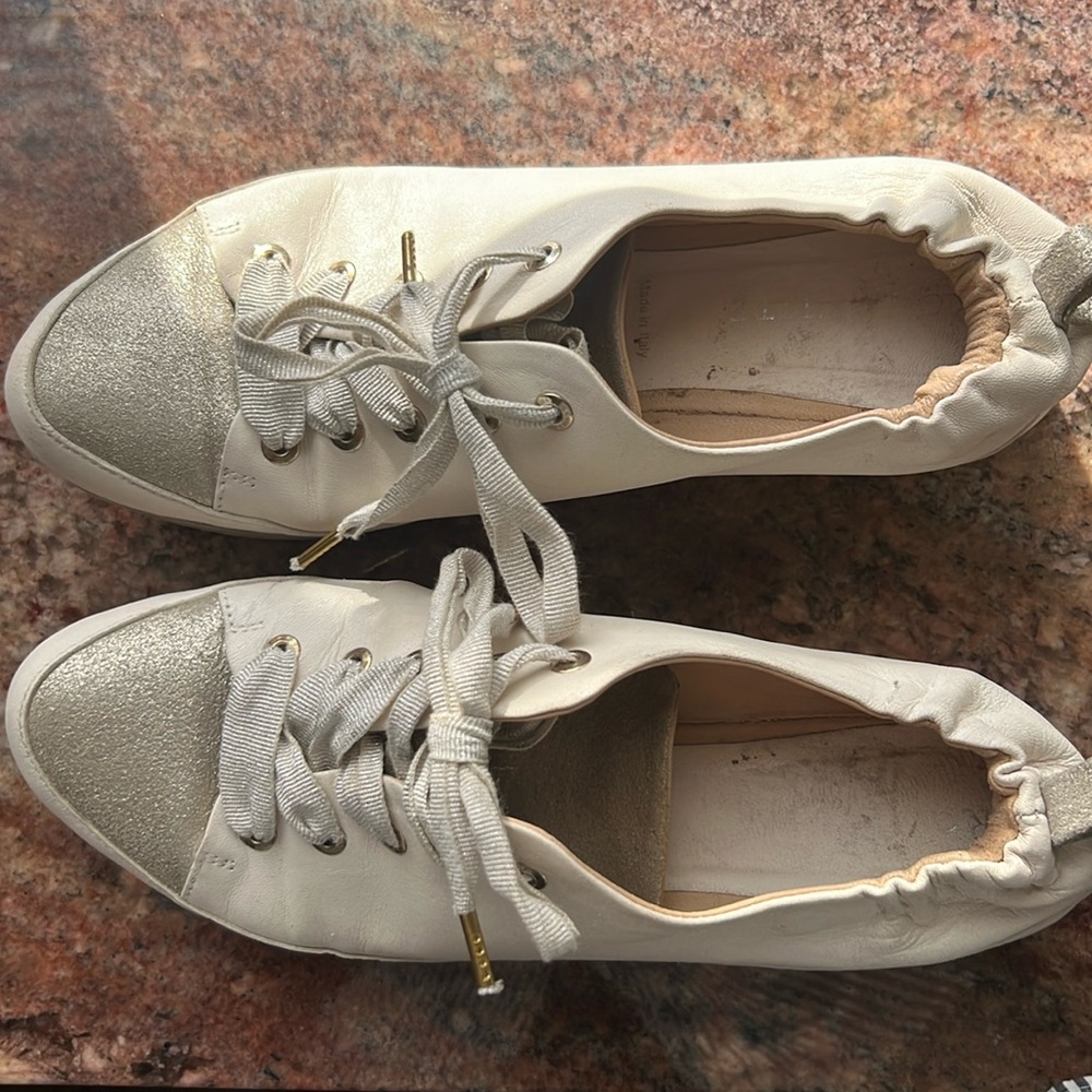 Ron White nova sneaker